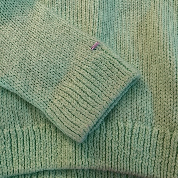 Vs pink v crew neck knit sweater neon green like new reversible - Picture 3 of 3